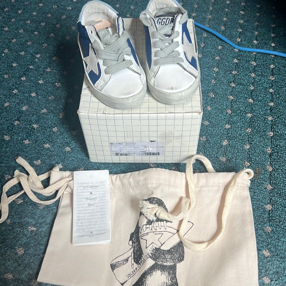 Worn once baby golden goose sneakers size 21! Perfect condition with box & book